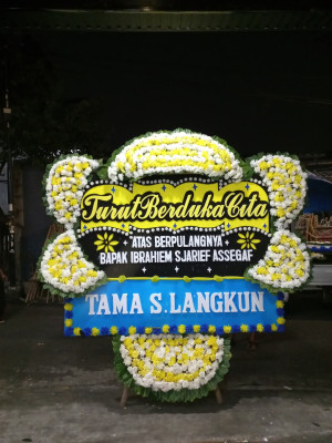 Papan Bunga Duka di Melagi